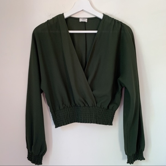 Aritzia / Wilfred Reign Blouse - Picture 2 of 2